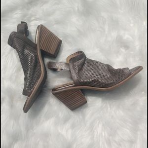 Sofft brand leather sandals size 8.5